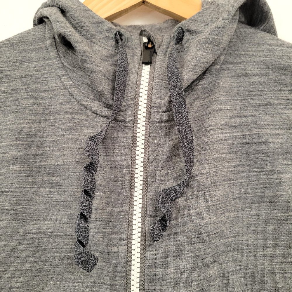 Icebreaker Women’s Mid-Layer Hooded Full Zip Vest L Merino Wool sleeveless top - Picture 4 of 8